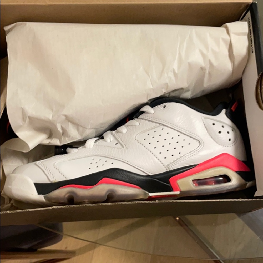 Jordan 6 Retro low BG size 5.5